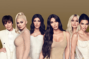 Kardashian family, Celeb dynasty, Iconic reality show, Pop culture influence HD wallpaper