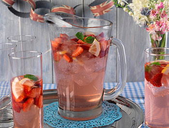 Strawberry Drink, Strawberry, Strawberries, Strawberry Drinks, Drinks, Drink HD wallpaper