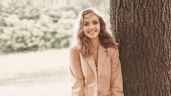 Amanda Seyfried Cute Smiling Allure hoot, amanda-seyfried, celebrities, girls, hoot, cute, smile HD wallpaper