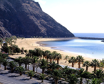 Tenerife , Stunning backgrounds, Beautiful island, Captivating ry HD wallpaper