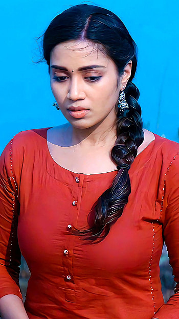 Nivetha pethuraj, tamil actress HD phone wallpaper