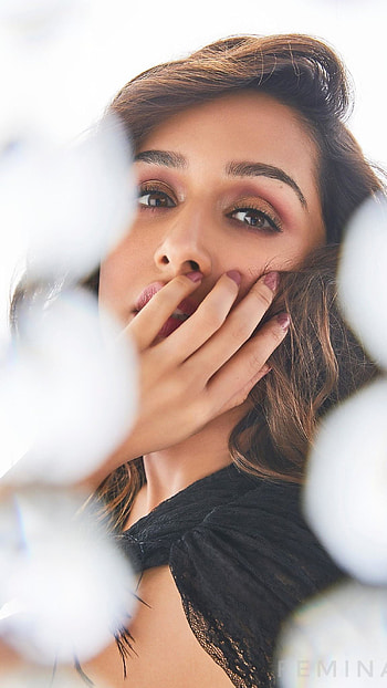 Shraddha Kapoor, model, bollywood actress, sexy gorgeous HD phone wallpaper