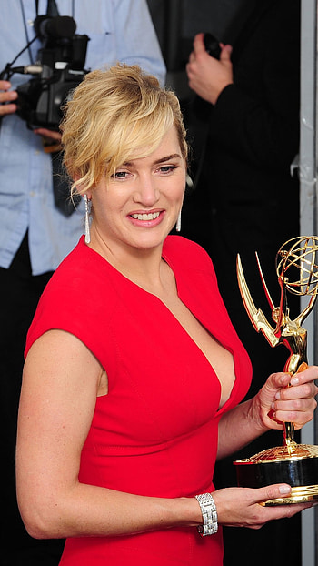 63rd Primetime Emmy Awards, Kate Winslet HD phone wallpaper