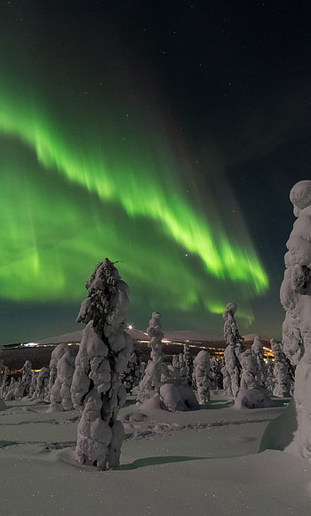 Aurora Borealis, Night sky, Beautiful display, Captivating HD phone wallpaper