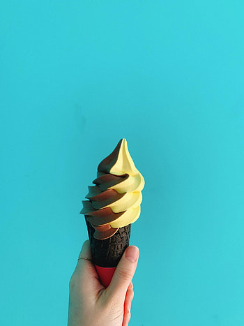 Food, Background, Ice Cream, Hand, Horn, Shoehorn HD phone wallpaper