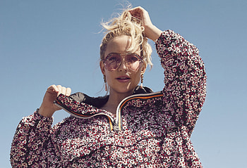 Kate Hudson, actress, sunglasses, cosmopolitan, 2018 HD wallpaper