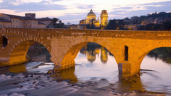 Verona Travels, Bridges and churches, River Verona, Ponte Pietra HD wallpaper
