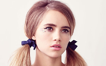 Suki Waterhouse hairstyle HD wallpaper