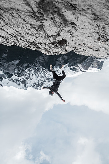 Mountains, Miscellanea, Miscellaneous, Fall, Human, Person, Bounce, Jump, Illusion HD phone wallpaper