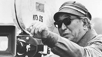 Retrospective in Moscow, Kurosawa's filmography, Cinematic journey, Influential director HD wallpaper