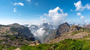 Madeira travels, Panoramic views, Pico do Arieiro, Island beauty HD wallpaper