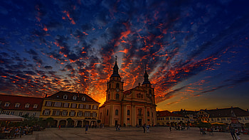 Evening, buildings, city, sunset HD wallpaper