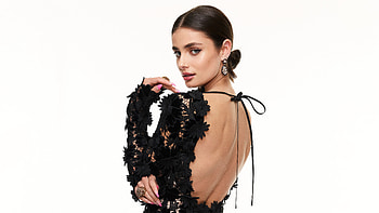 Taylor Hill in black dress, 2022 HD wallpaper