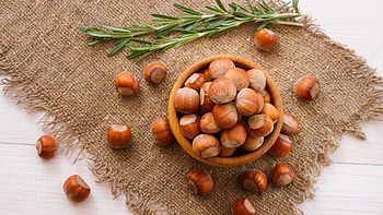 Nutty details, Irresistible taste, indulgence, Foodie's delight HD wallpaper