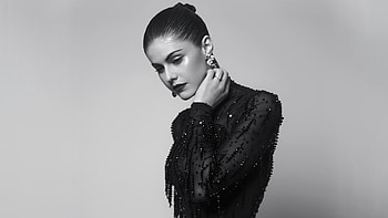 Alexandra Daddario, Elias Tahan Oscars, monochrome HD wallpaper