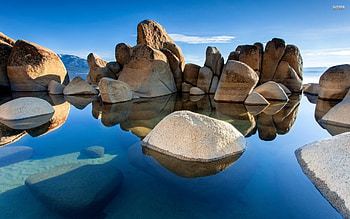 The Rocky Beach, reflection, rocky, sky, water, calm, beach HD wallpaper