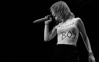 Hayley Williams, Paramore concert, Black and white, Red-haired singer HD wallpaper