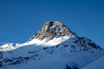 Sunny day, mountain peak, glacier HD wallpaper