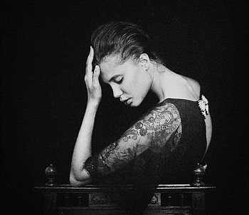 IN THOUGHT, profile, graphy, bw, woman, beauty HD wallpaper