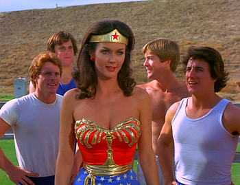 Wonder Woman and Her Admirers, Diana, WW, Wonder Woman, Lynda Carter HD wallpaper