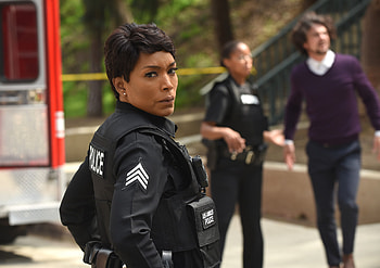 911 recap, Season 2, Episode 17, TV shows HD wallpaper