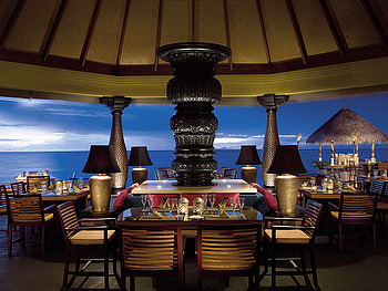 restaurant, blue, style, design, graphy, nice, elegance, ocean, sea, architecture, luxury, romance, beautiful, drinks, food, interior, panorama, cool, clouds, sky, harmony HD wallpaper