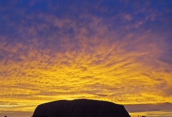 Yellow Sunrise at Uluru, monolith, uluru, sunrise, yellow HD wallpaper