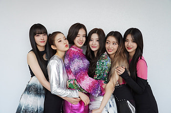 STAYC, K-pop, Music HD wallpaper