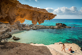 Formentera Spain, Wideoyster magazine, Travel inspiration, Stunning landscapes HD wallpaper
