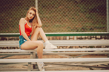 Red Head Girl Sitting, redhead, girls, model HD wallpaper