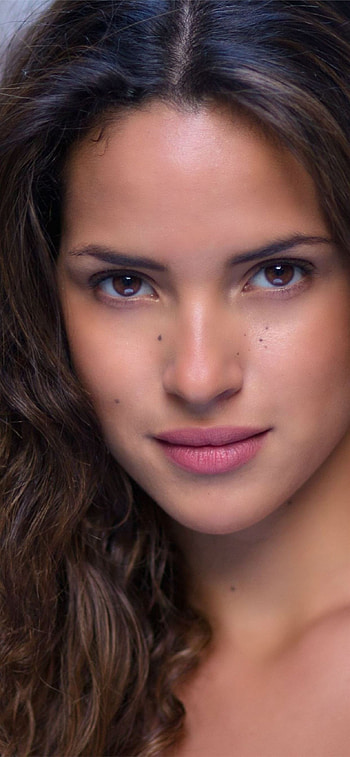 Adria Arjona, True Detective actress HD phone wallpaper