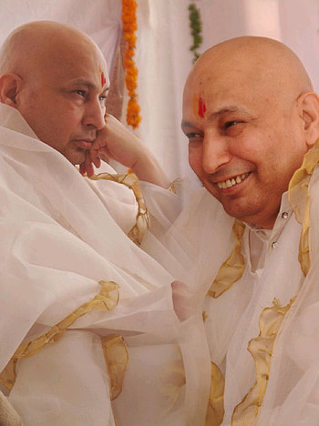 Guruji bade mandir. Guru pics, Guru, Om namah shivay HD phone wallpaper