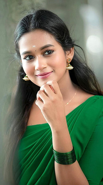 KAAVYA ARIVUMANI, malayalam actress, saree beauty HD phone wallpaper