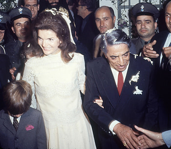 Inside Jackie Kennedy's wedding, Aristotel Onassis, Glamorous celebration, Historic moments HD wallpaper