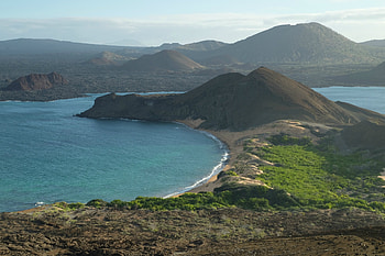 Galapagos Islands, East vs West, G Adventures, Travel comparison HD wallpaper