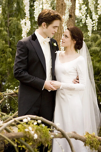 Wedding scene, Bella (Twilight) HD phone wallpaper