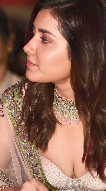 Rashi khanna, telugu actress, cleavage HD phone wallpaper