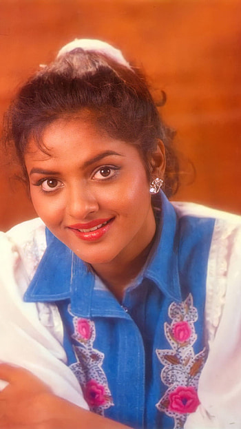 Madhoo, bollywood actress, vintage HD phone wallpaper