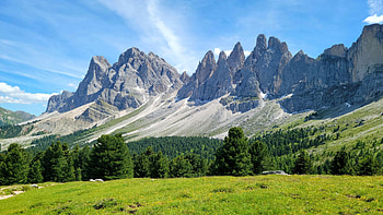 Gruppo delle Odle, Italy, dolomites, peaks, trees, landscape, sky, alps HD wallpaper