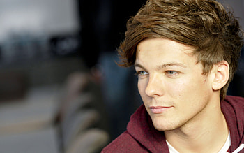 Louis Tomlinson HD wallpaper