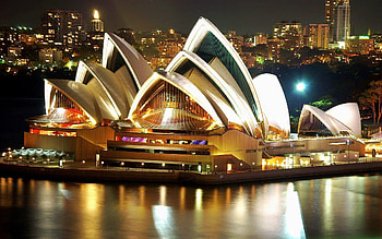 Opera House , Stunning backgrounds, Landmark , Architectural beauty HD wallpaper