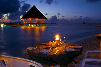 night beach dinner ocean romance sunset beach romantic dinner view HD wallpaper