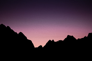 Purple sky, sunset, mountains, silhouette HD wallpaper