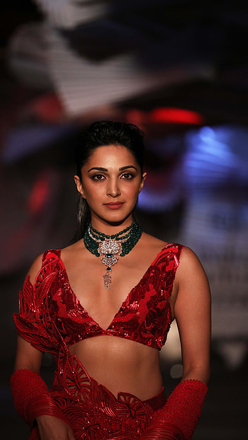 Kiara Advani, bollywood actress HD phone wallpaper