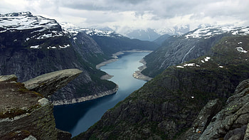 Trolltunga Norway beauty, Stunning , Captivating backgrounds, Norwegian wonders HD wallpaper