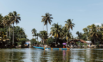 Kerala backwaters, Must-know facts, Enchanting vistas, Tranquil boat rides HD wallpaper