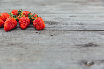 Food, Strawberry, Berries, Surface HD wallpaper