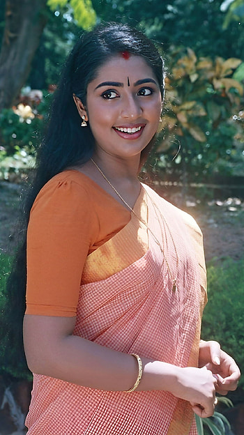 Navya Nair, malayalam actress, saree beauty HD phone wallpaper