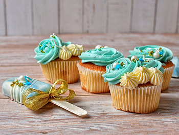 Cupcakes, Dessert, Ice cream, Cream, Sweet HD wallpaper