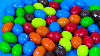 Learn Colours for Kids with Candy M&M's. Fun Learning Contest - YouTube HD wallpaper
